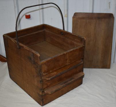 Rare wood Muffin Carrier box 19th Century for auction 